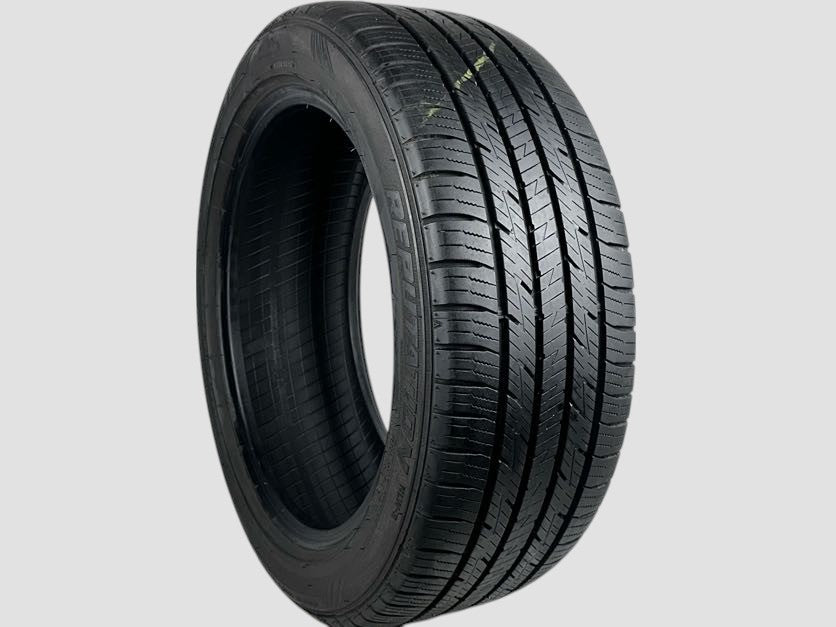 Used P225/50R18 Mazama Luxury Touring Tire 225 50 18 95H 2255018 R18 7/32