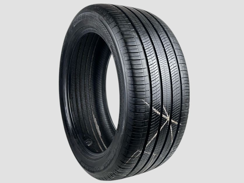 Used P285/45R21 Hankook Ion Evo A/S Suv Ev Tire 2854521 113V 285 45 21 R21 6/32
