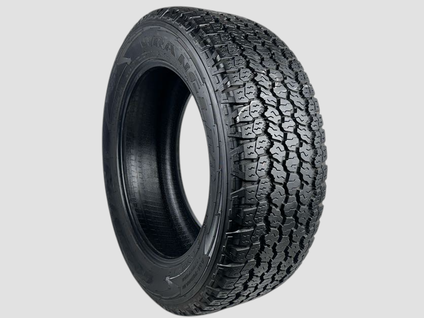 Used P275/55R20 Goodyear Wrangler A/T Adventure Tire 275 55 20 113T 27555207 7/32