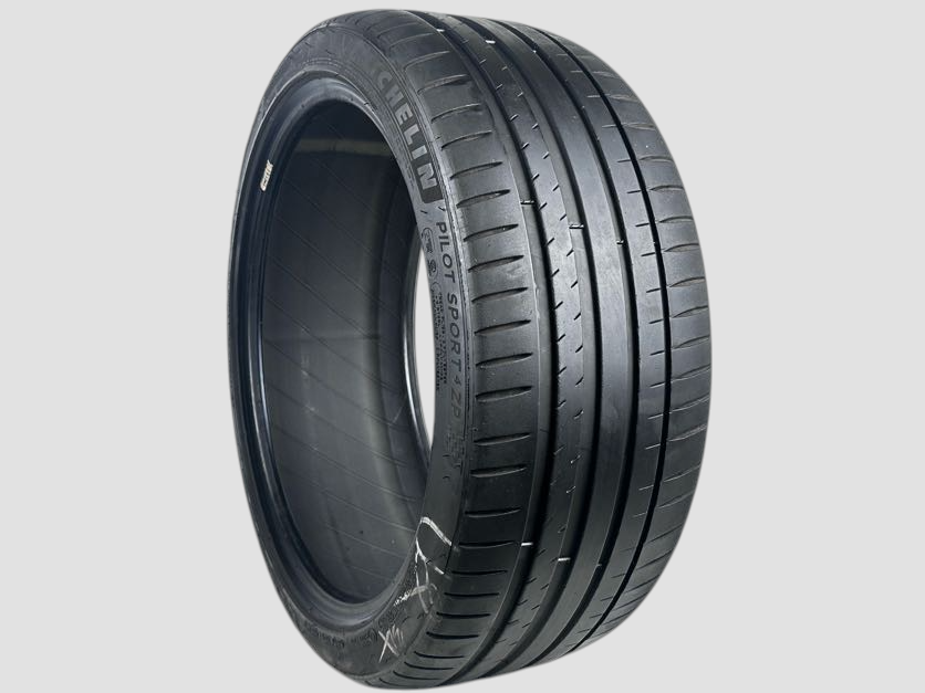 Used P245/40R20 Michelin Pilot Sport 4 ZP Tire 245 40 20 99Y 245 40 20 R20 7/32