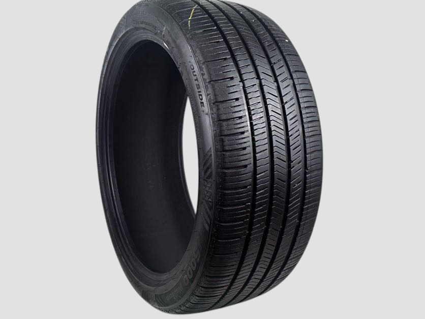 Used P245/40R20 Nexen N5000 Platinum Tire 245 40 20 99W 245 40 20 R20 7/32