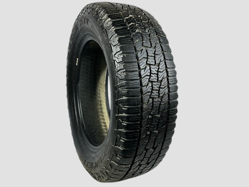 Used P225/65R17 Falken Wildpeak A/T Trail Tire 2256517 102H 225 65 17 R17 7/32