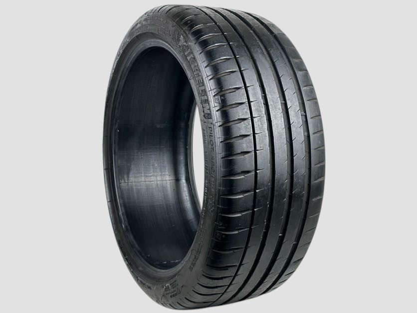 Used P235/40R18 Michelin Pilot Sport 4S Tire 235 40 18 95Y 2354018 8/32