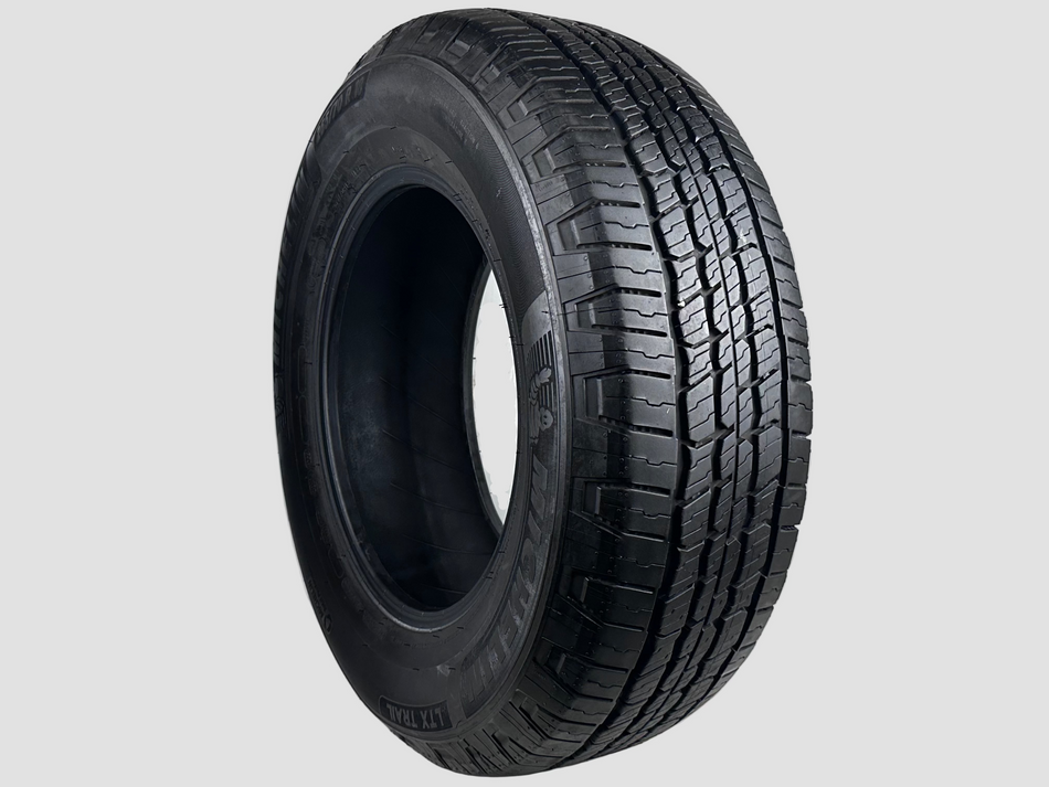 Used P265/70R18 Michelin Ltx Trail Tire 2657018 Tire 265 70 18 116S R18 8/32