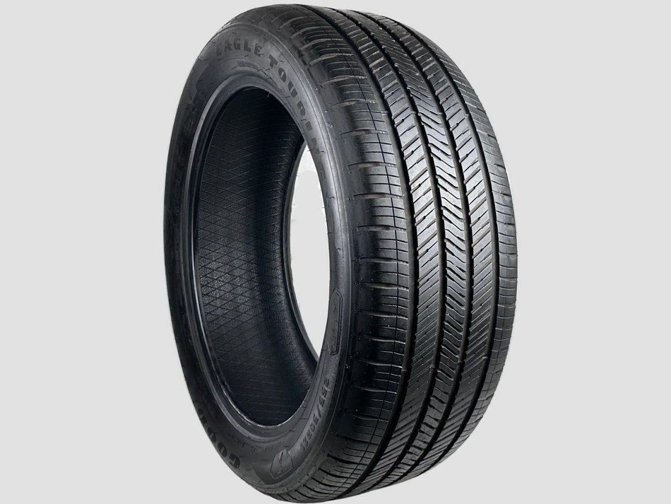 Used P255/50R21 Goodyear Eagle Touring Tire 255 50 21 109H 2555021 R21 7/32