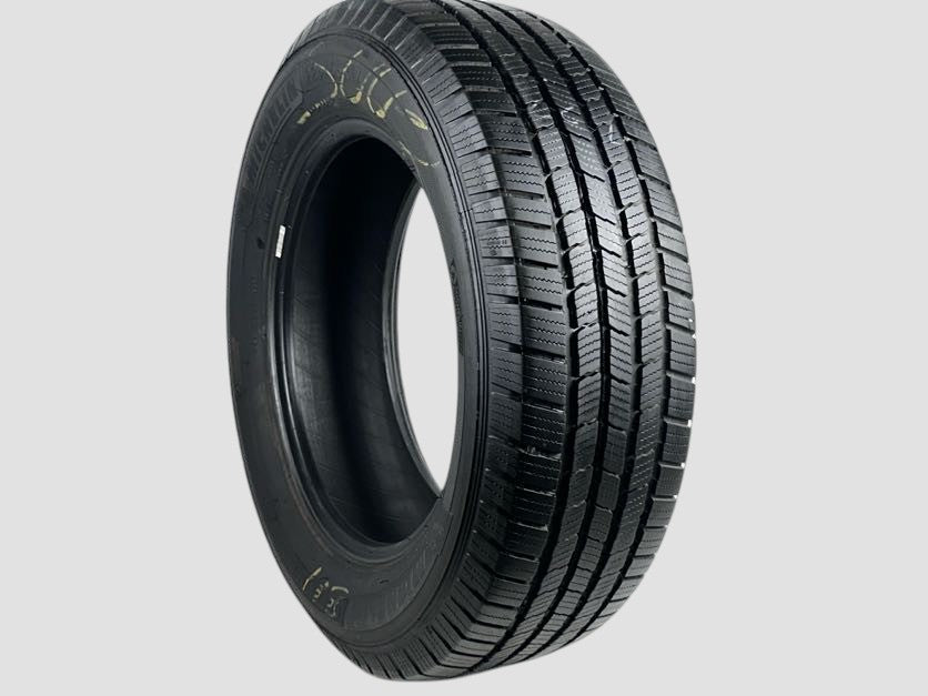 Used P225/65R17 Michelin Defender LTX M/S Tire 225 65 17 102H 2256517 R17 7/32