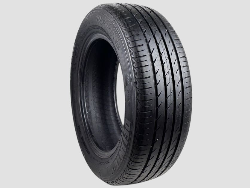 Used P195/60R15 Delinte DH2 Tire 1956015 98H 195 60 15 R15 6/32