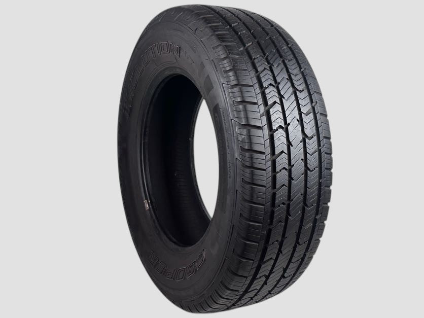 Used P245/40R17 Cooper Evolution H/T Tire 245 40 17 110T 2454017 R17 7/32