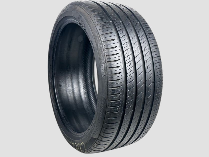 Used P245/40R18 Barum Bravuris 5HM Tires 245 40 18 97W 2454018 R18 7/32