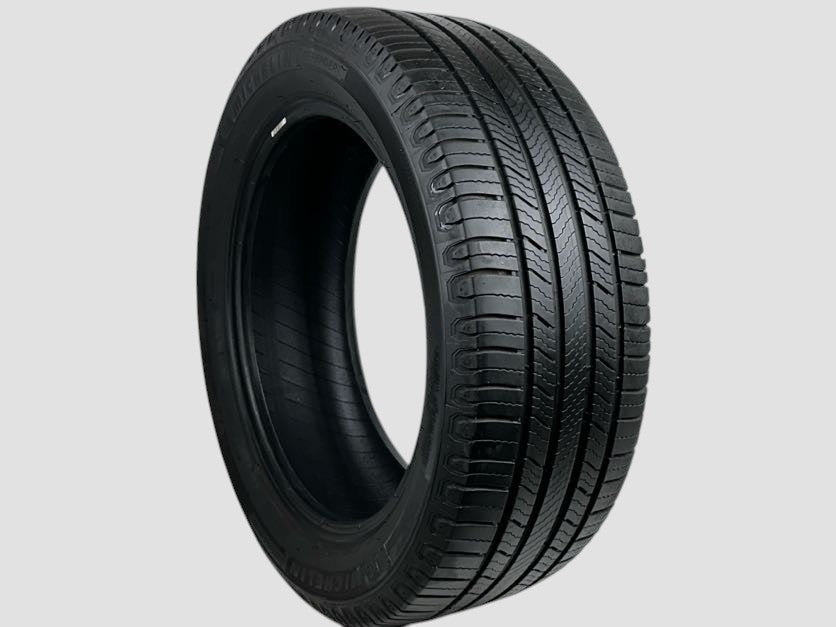 Used P225/55R18 Michelin Defender2 Tire 225 55 18 98H 2255518 R18 7/32