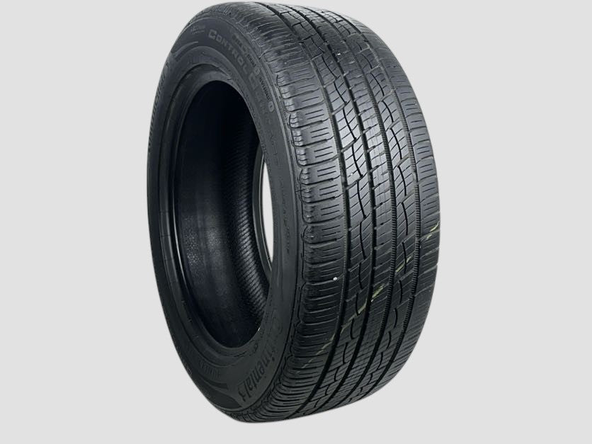 Used P215/55R16 Continental ControlContact Tour A/S Plus Tire 2155516 97H 215 55 16 R16 6/32