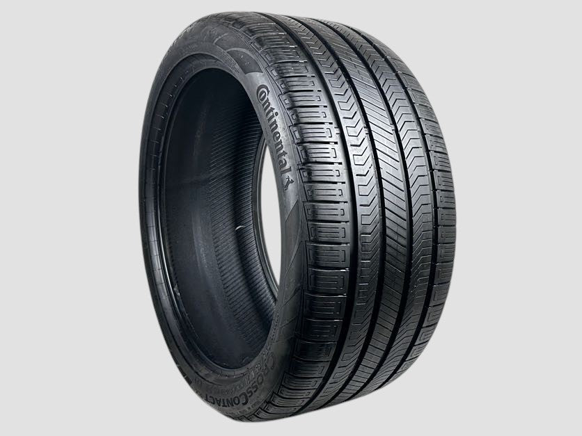 Used P295/35R21 Continental  CrossContact RX MGT 2953521 107W 295 35 21 R21 8/32