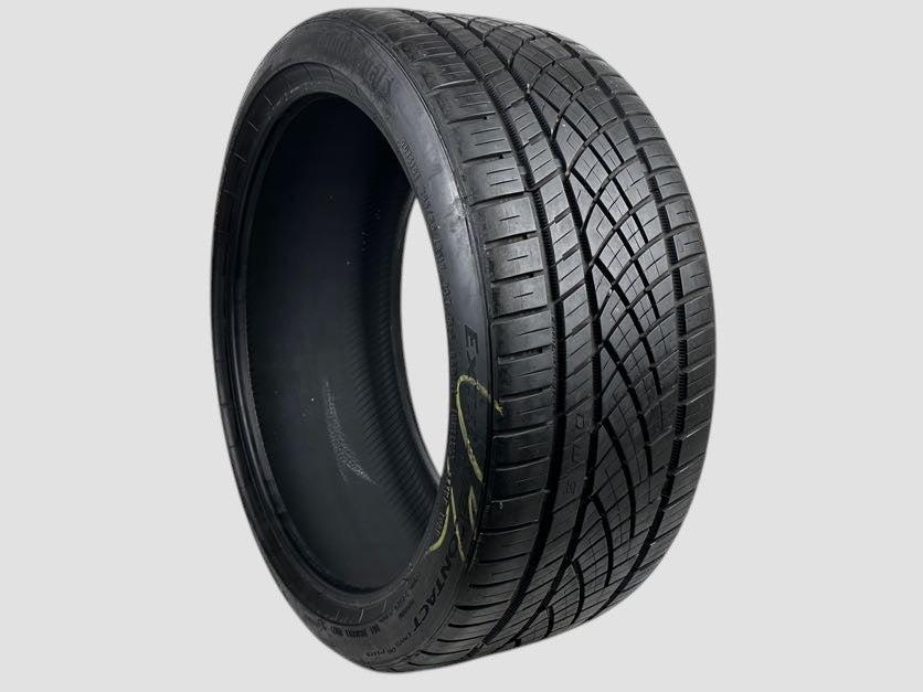 Used P245/35ZR19 Continental Extreme Contact DWS 06 Plus Tire 245 35 19 93Y 2453519 R19 8/32