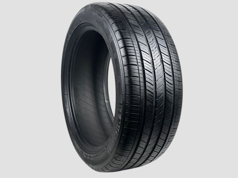 Used P235/45R18 Michelin Energy Saver A/S Tire 235 45 18 94V 2354518 R18 5/32