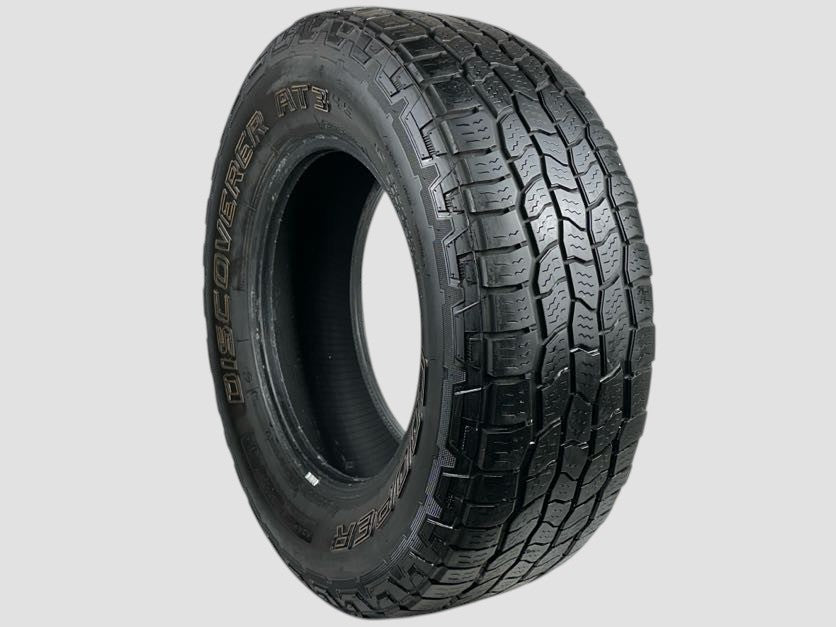 Used P265/70R17 Cooper Discoverer AT3 4S Tire 2657017 115T 265 70 17 R17 6/32