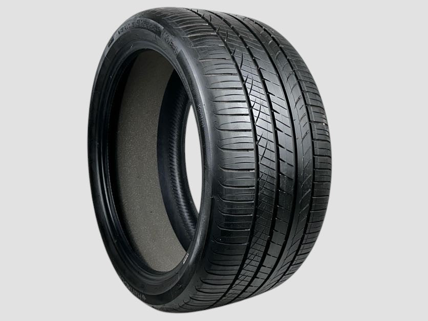 Used P285/35R20 Hankook Ventus S1 Noble2 MOE-5 RunFlat Tire 285 35 20 104H 2853520 R20 8/32