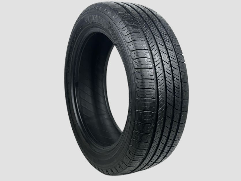 Used P185/55R16 Michelin Defender T+H Tire 185 55 16 83H 1855516 R16 6/32