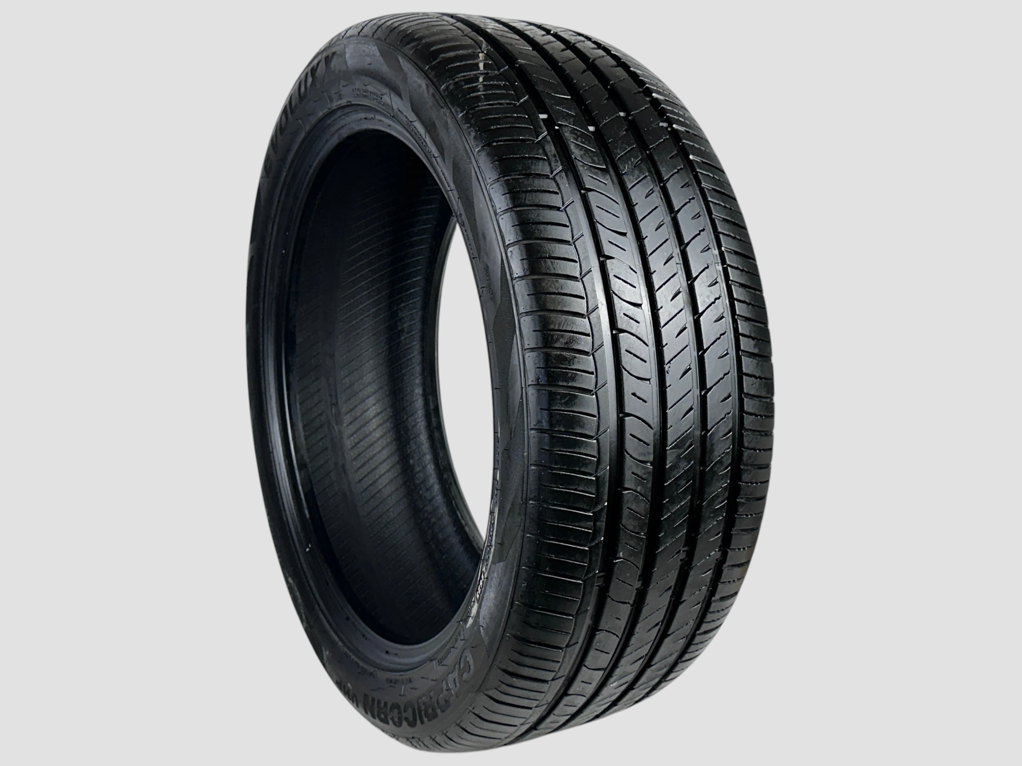 Used P255/45R20 Evoluxx Capricorn UHP Tire 255 45 20 105Y 2554520 R20 7/32