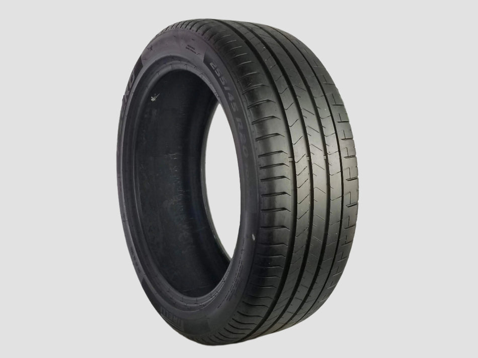 Used P255/45R20 Pirelli Pzero PZ4 Tire 255 45 20 101Y 2554520 R20 7/32