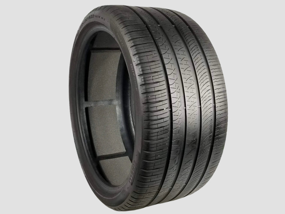 Used P315/30R22 Pirelli Pzero A/S Tire 315 30 22 107W 3153022 R22 5/32