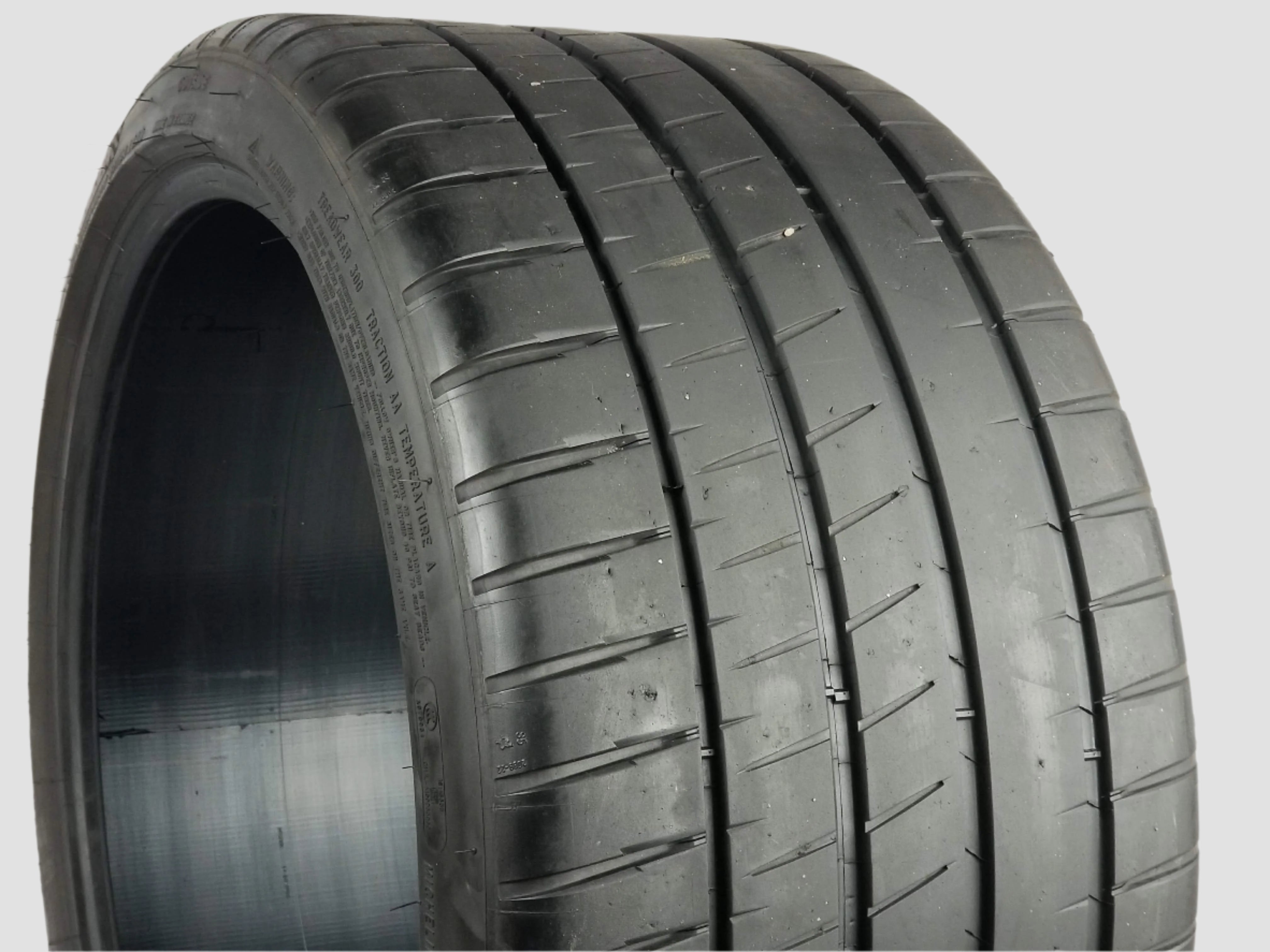 305 30 21 used tires near me 